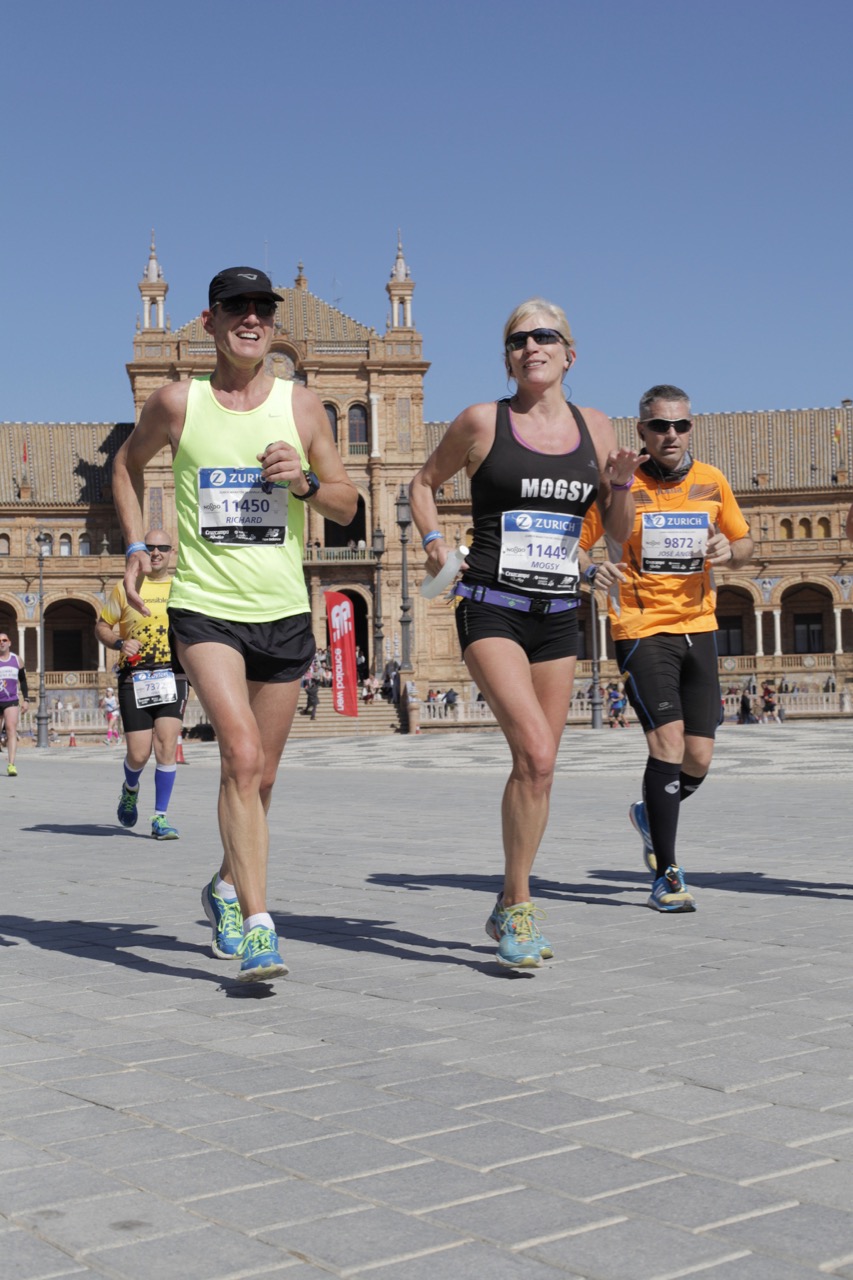Seville Marathon Race Review a fast race with a great finish!