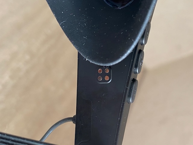 Holoswim SollaWave charging point